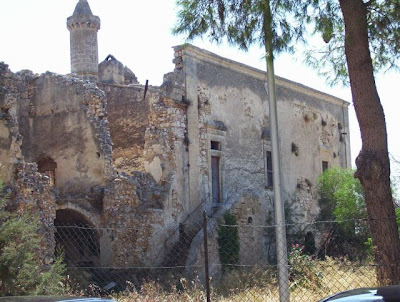 Manfredonia, Abbazia di San Leonardo