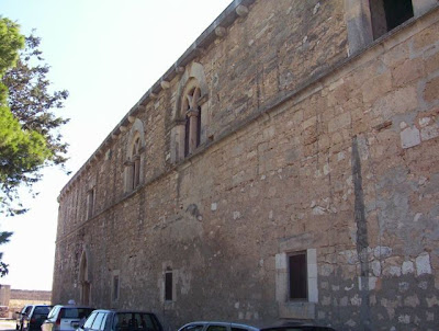 Manfredonia, Abbazia di San Leonardo