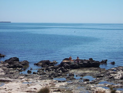 Manfredonia, Al bagno sulla scogliera