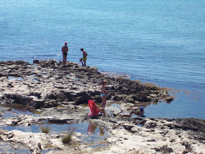 Manfredonia, Al bagno sulla scogliera