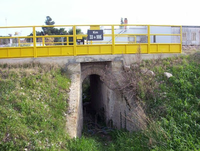 Manfredonia, Binari presso Siponto
