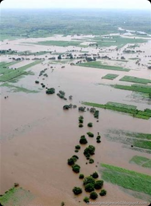 India's disastrous floods015