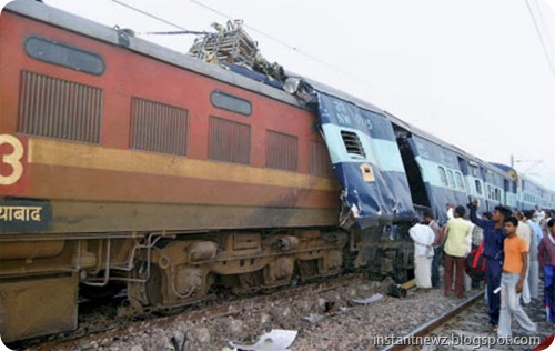 Goa Express hits Mewar Express near Mathura001