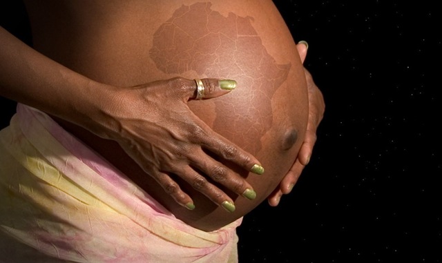 [mamaafrica1xp2[1][4].jpg]