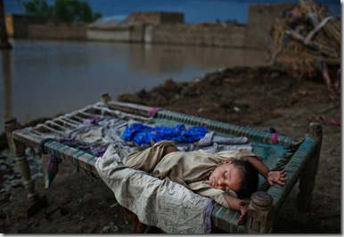 103115633_PAKISTAN_FLOODING_01 103115633_PAKISTAN_FLOODING_01