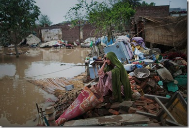 103115633_PAKISTAN_FLOODING_01 103115633_PAKISTAN_FLOODING_01