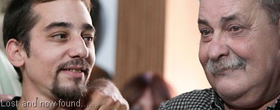 [son meets father for the first time[13].jpg]