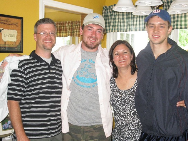 [2009-05-0280016 resized[3].jpg]