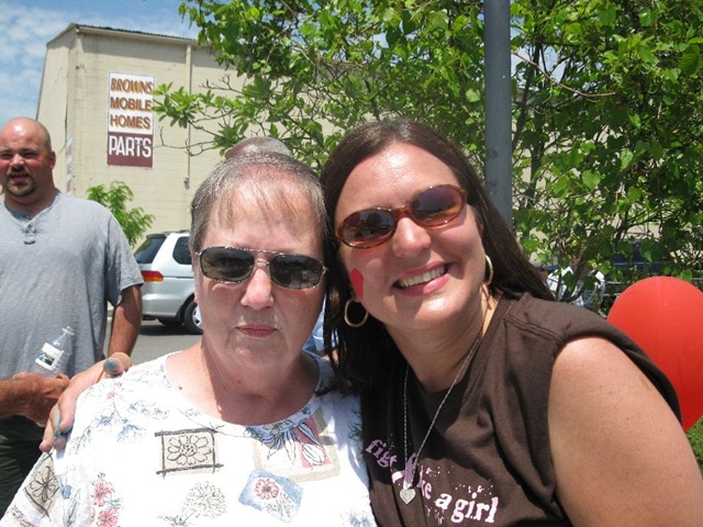 [2009-05-0230133 resized[5].jpg]