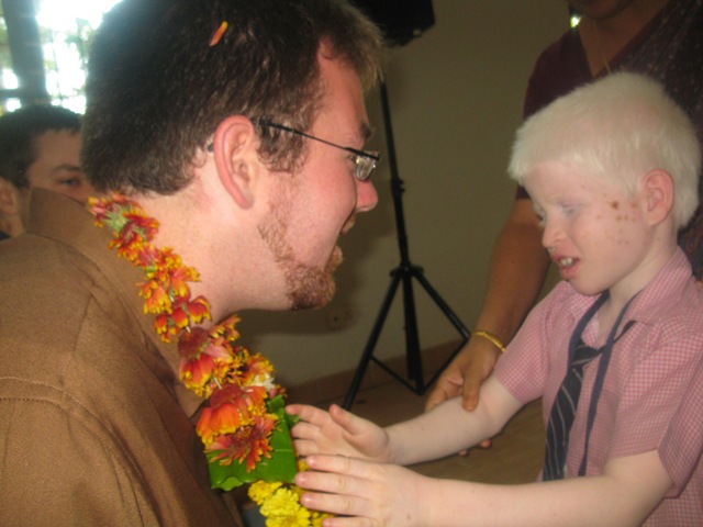 [india and end of april 2009 1414[3].jpg]
