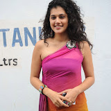 taapsee-pannu-14-8.jpg
