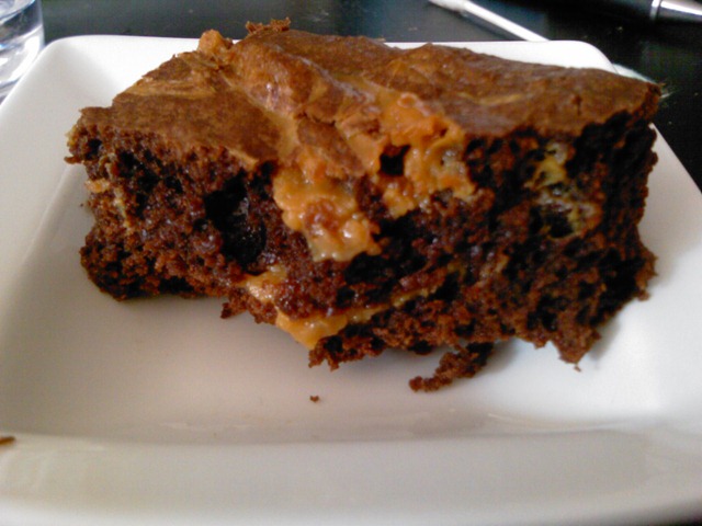 [Dulce De Leche Brownies 015[3].jpg]