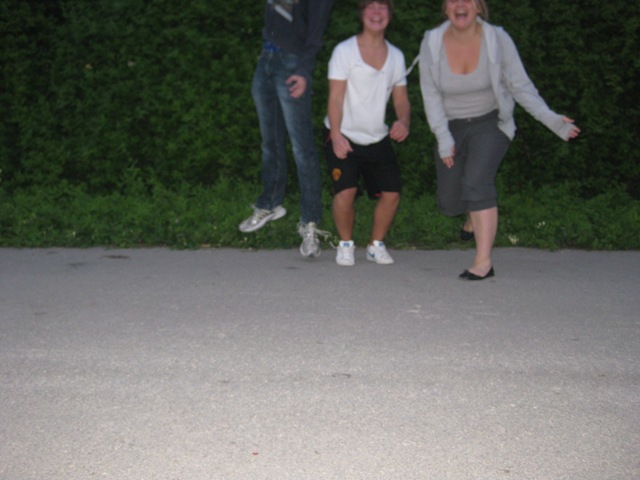 [IMG_29902.jpg]
