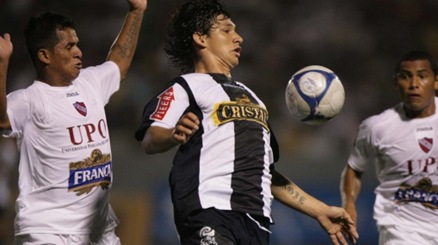 http://lh6.ggpht.com/_vzFUobutTaw/S8PbwPu2UUI/AAAAAAAAAt8/G6l5RXg3mOU/CNI%20vs%20Alianza%20Lima%5B5%5D.jpg?imgmax=800