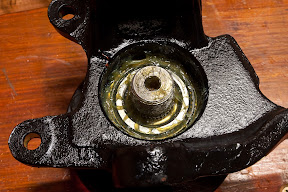 Rear bearing, fully home