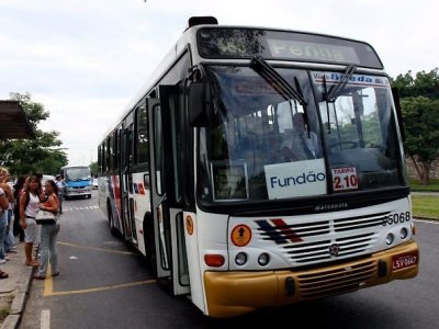 [Onibus[4].jpg]