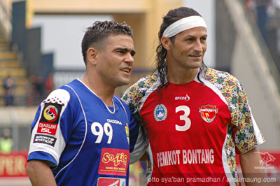 Gonzales dan Pato Persib vs Bontang FC 2009/2010