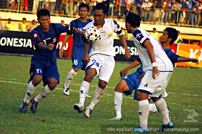 Pelita Jaya vs Persib Bandung 2010