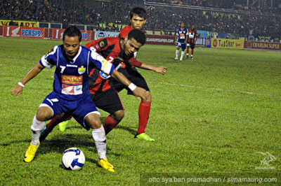 Atep Persib vs Persipura 2009/2010