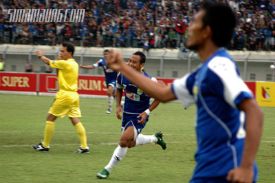 Atep Persib vs Persitara 2009