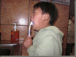 Joel brushes his teeth 003