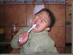 Joel brushes his teeth 005