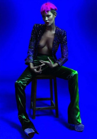 [kate-moss2-640[5].jpg]
