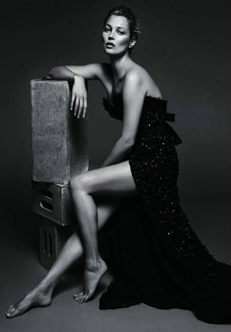 [kate-moss10-640[5].jpg]