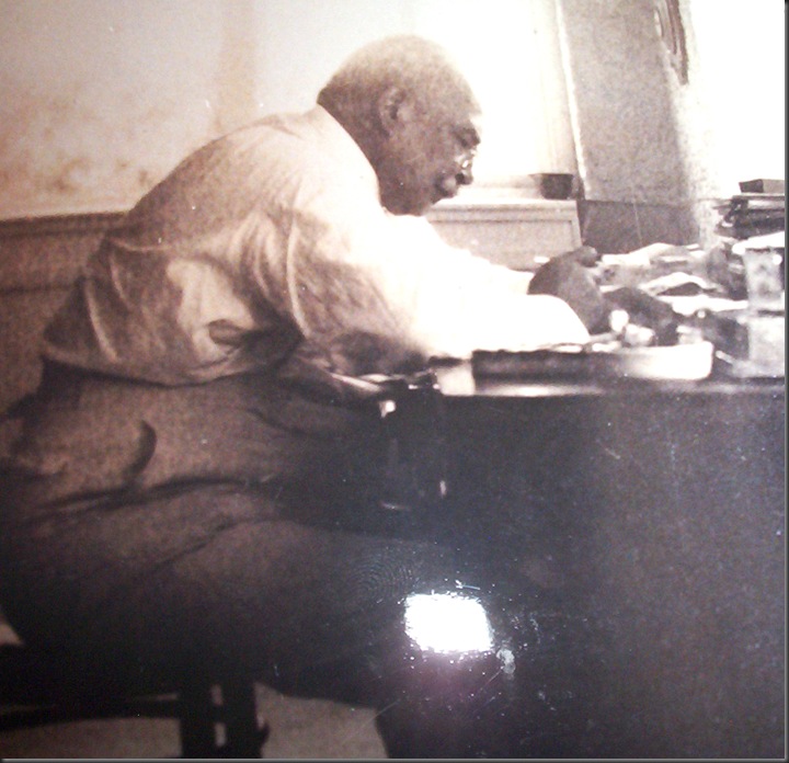 star at desk