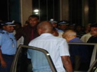 [2611_gayoom-large[2].jpg]