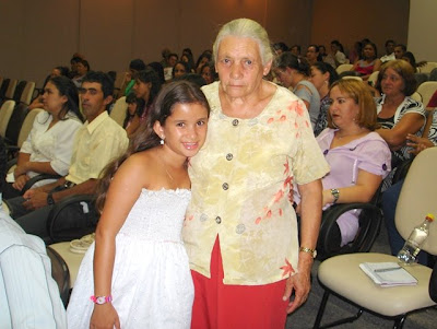 m_Dona Marina e sua neta Talita.jpg