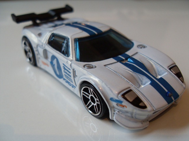 [Ford GT LM (2)[2].jpg]
