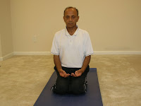 vajrasana01.jpg