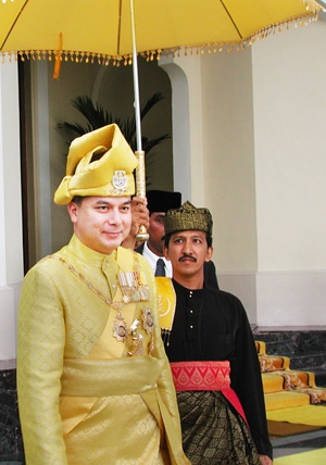 [RajaNazrinShah_crownprince_Perak_Malaysia[4].jpg]