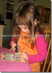 Kumon - Let's Cut Paper