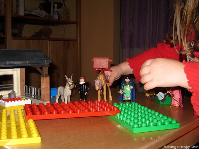 [Dec14_Nativity1[2].jpg]