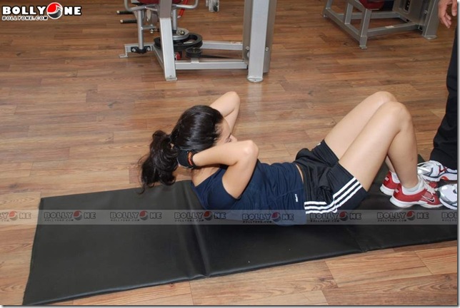 kangana-work-out-gym-15