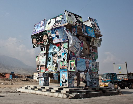 アフガニスタンの看板建築(Election Posters)