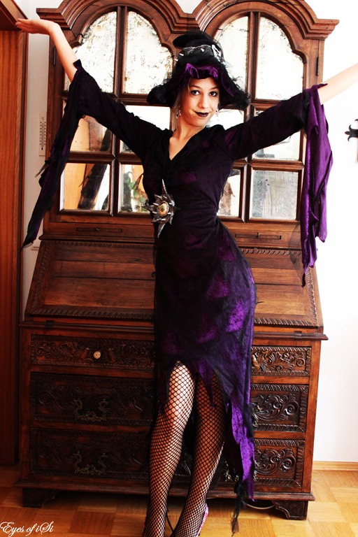Eyes-of-iSi-Outfit-Halloween-Hut-Schuhe