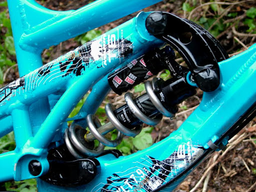 The suspension linkage