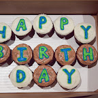Custom Cupcakes - 2010-03-15_22-33-46_7870.jpg
