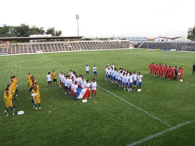 [Abertura do Torneio de Verão[5].jpg]