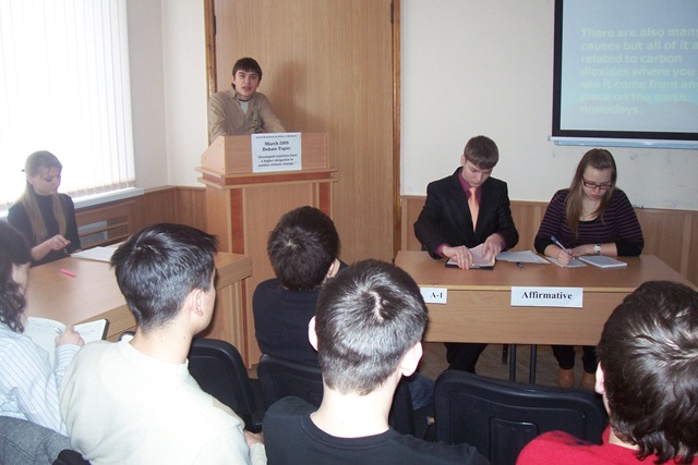 [Photo Debate 2 LASM[2].jpg]