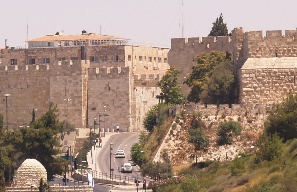 [Jaffa Gate, by Menachem Brody[3].jpg]