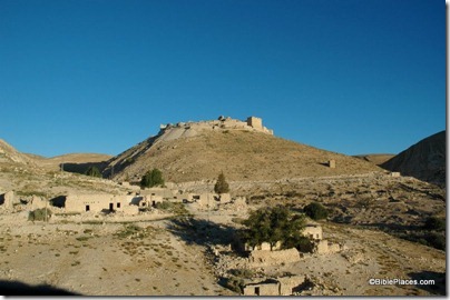 Shobak Crusader castle from east, tb061504226