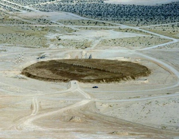 [nuclear_missile_silo_640_22[2].jpg]
