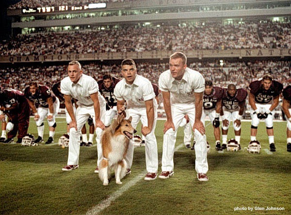 [aggie yell leaders humpit[4].jpg]