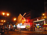                               moulin rouge notturno                                                                                       