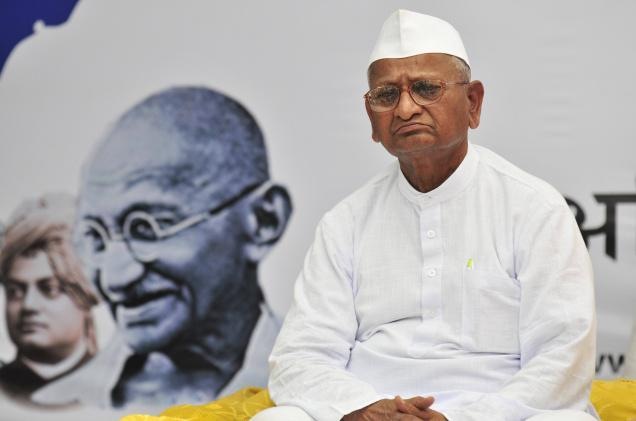 [Anna Hazare who began fast unto death[3].jpg]