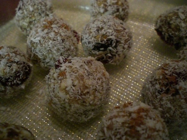 [snowballsNoCinn[2].jpg]